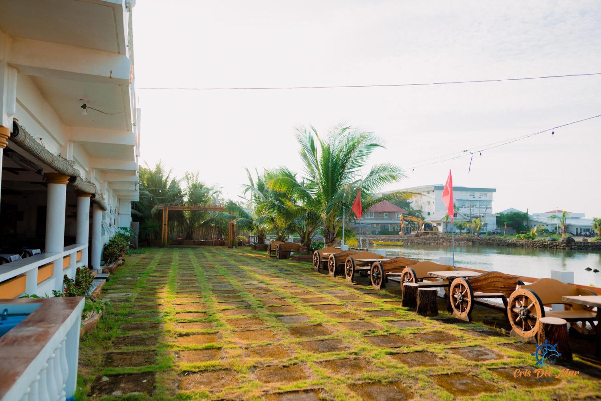Cris Del Mar Resort Bolinao Dış mekan fotoğraf