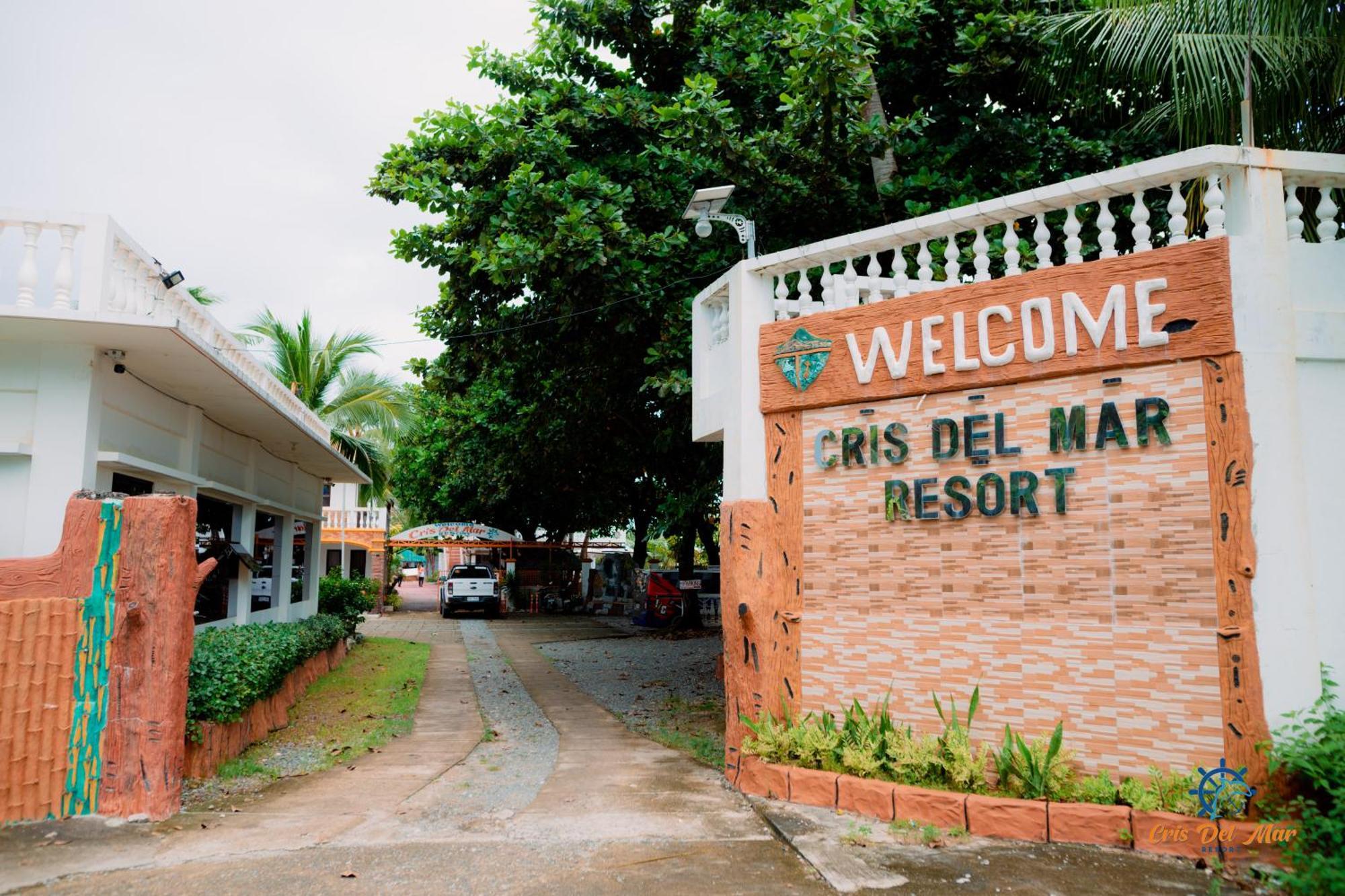 Cris Del Mar Resort Bolinao Dış mekan fotoğraf